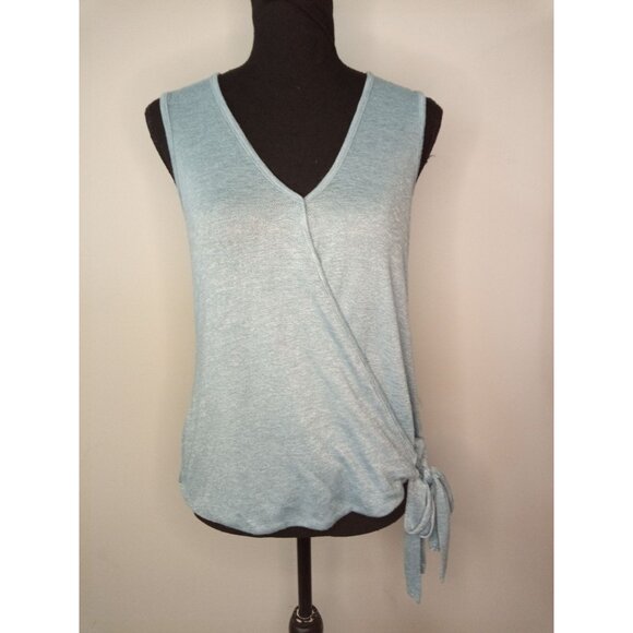 bobeau Tops - Bobeau Women's Blue Tied Tank Top Size XXS
